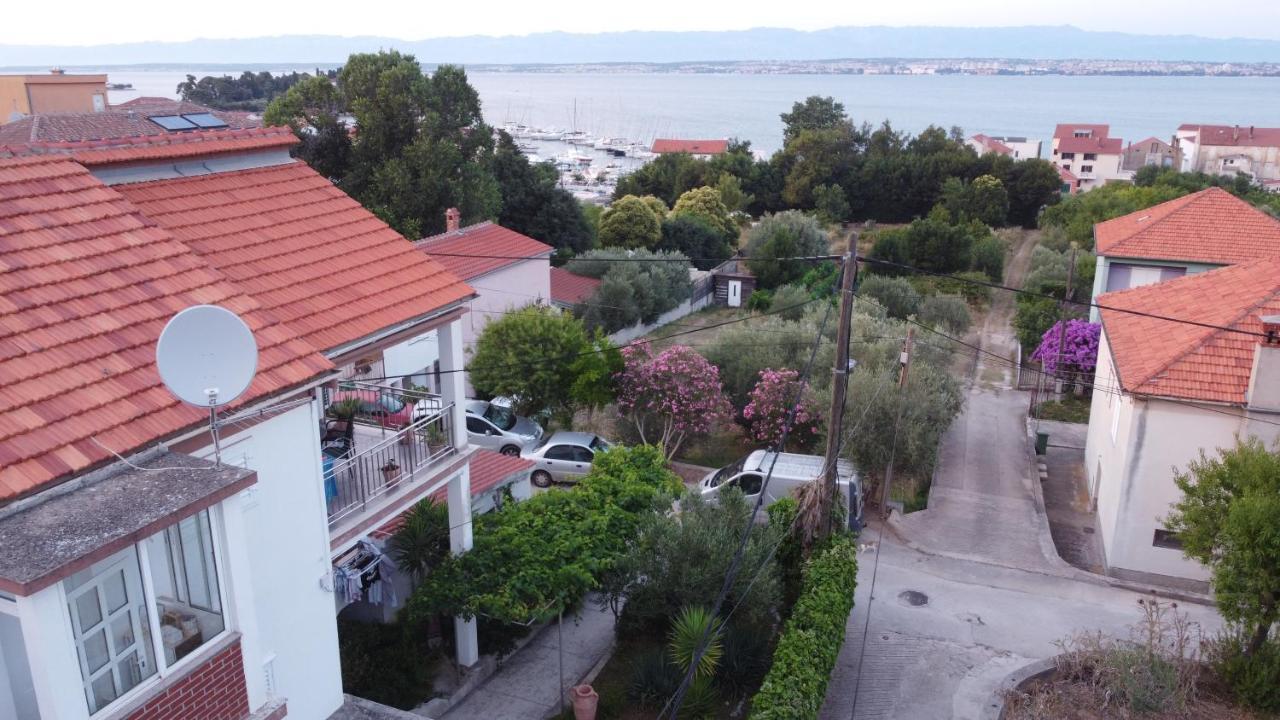 Apartman Sara Preko Esterno foto