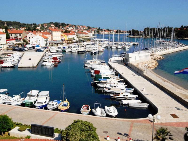 Apartman Sara Preko Esterno foto