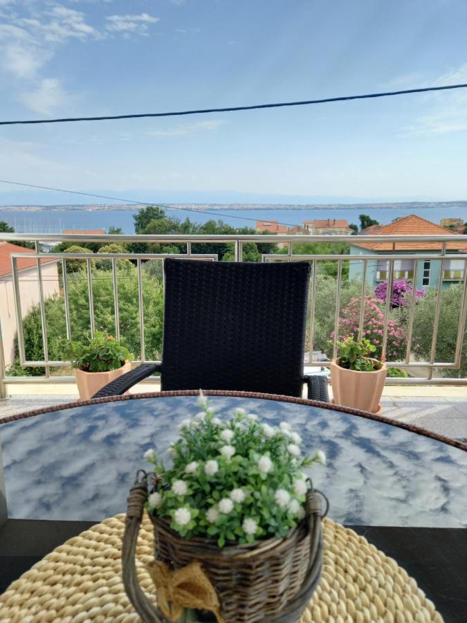 Apartman Sara Preko Esterno foto